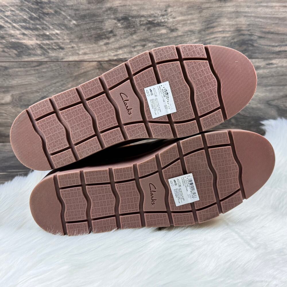 NEW Clarks Andie Mae 9M Leather Comfort Ankle Booties Tan Brown Faux Fur Cuff - Picture 10 of 12